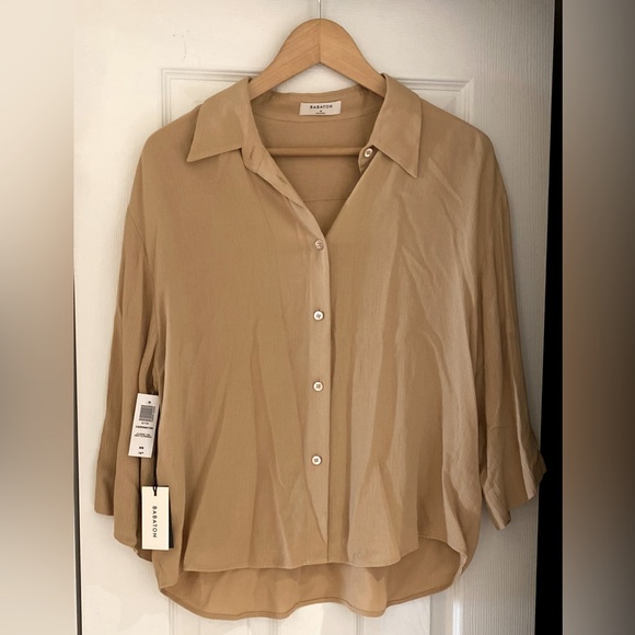 BNWT Babaton Carrington blouse in “Classic Tan,” size M - Picture 1 of 1